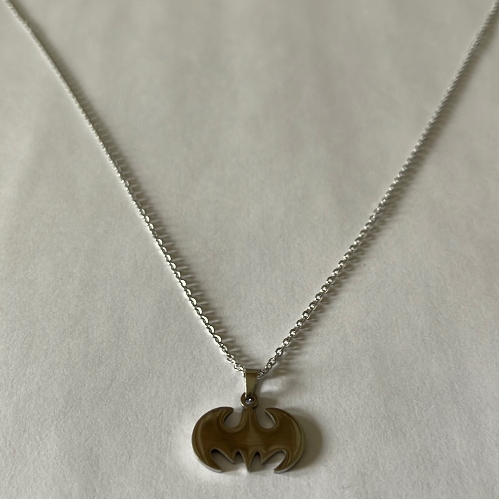 Vintage Style Bat Necklace - Picture 4 of 4